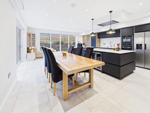 Kitchen- click for photo gallery